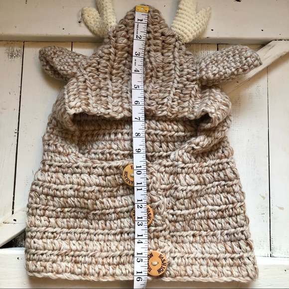 NWT. Kid / Teen Reindeer Scarf Hat. (8 and Up) - Picture 7 of 8